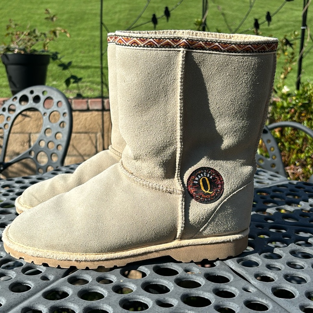 Women’s Sherpa lined boots